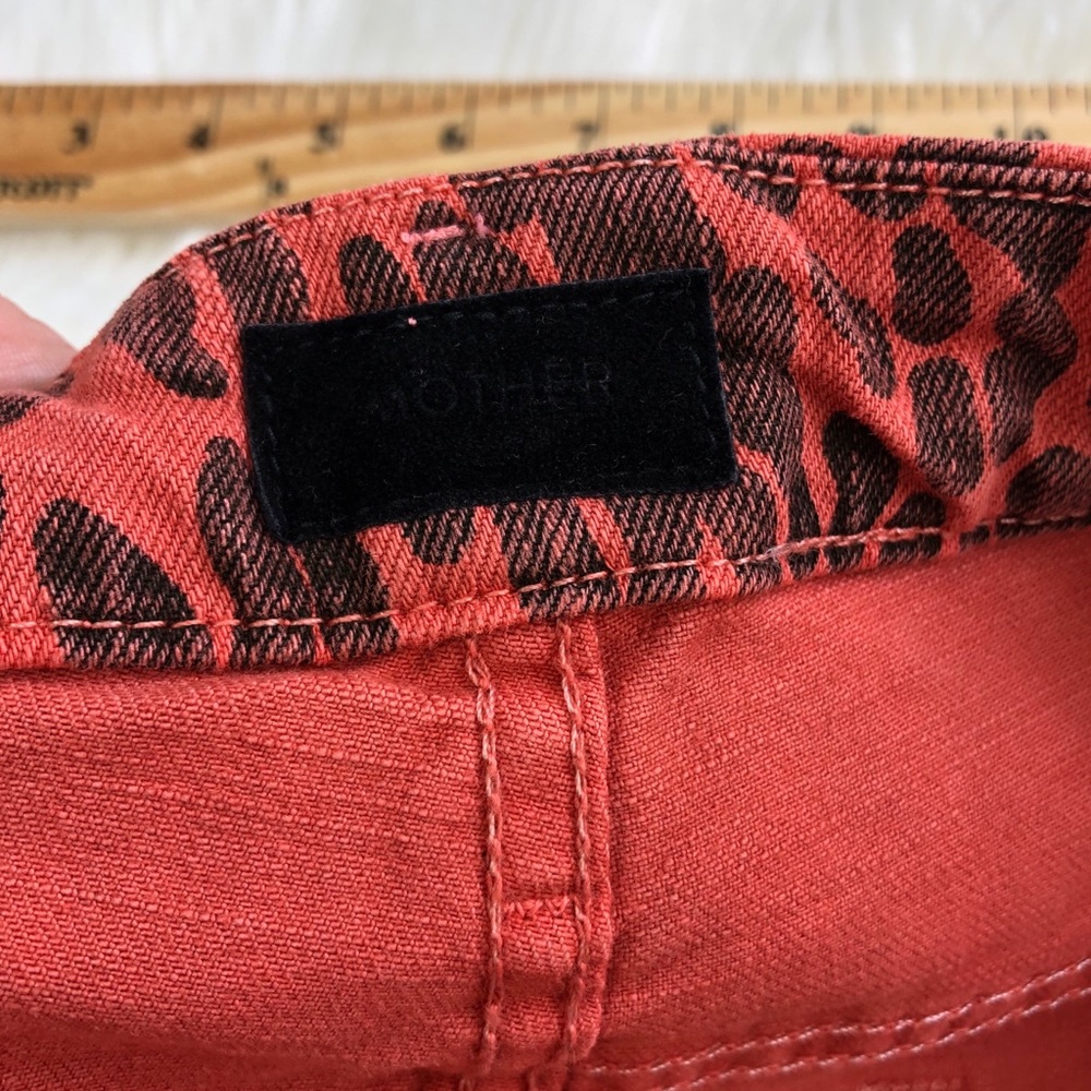 Mother The Looker Ankle Jeans in Animal Attract 28 - Picture 6 of 8